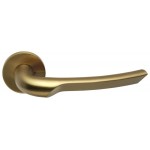 Deurkruk Rivio GL102 PVD rond rozet geveerd mat goud