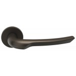 Deurkruk Rivio GL102 rond rozet geveerd brons