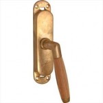 Krukespagnolet Ton messing getrommeld ongelakt teak